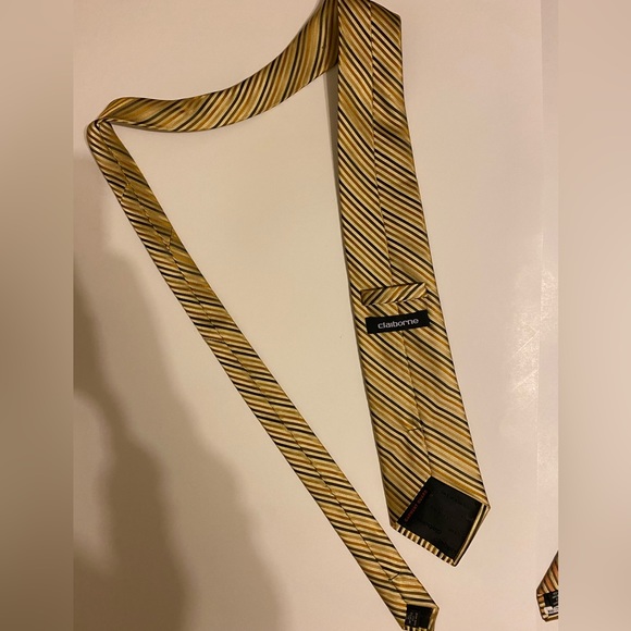 Claiborne polyester ties lot of 2 - Picture 1 of 9